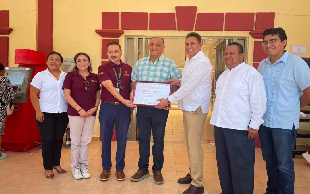 RECONOCIMIENTO ESPACIO 100% LIBRE DE HUMO DE TABACO. H AYUNTAMIENTO ESCÁRCEGA